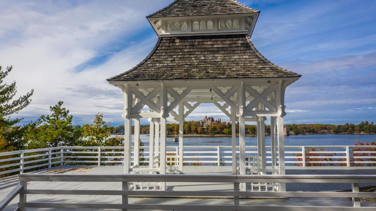 Bonnie Castle Resort & Marina Alexandria Bay Bagian luar foto